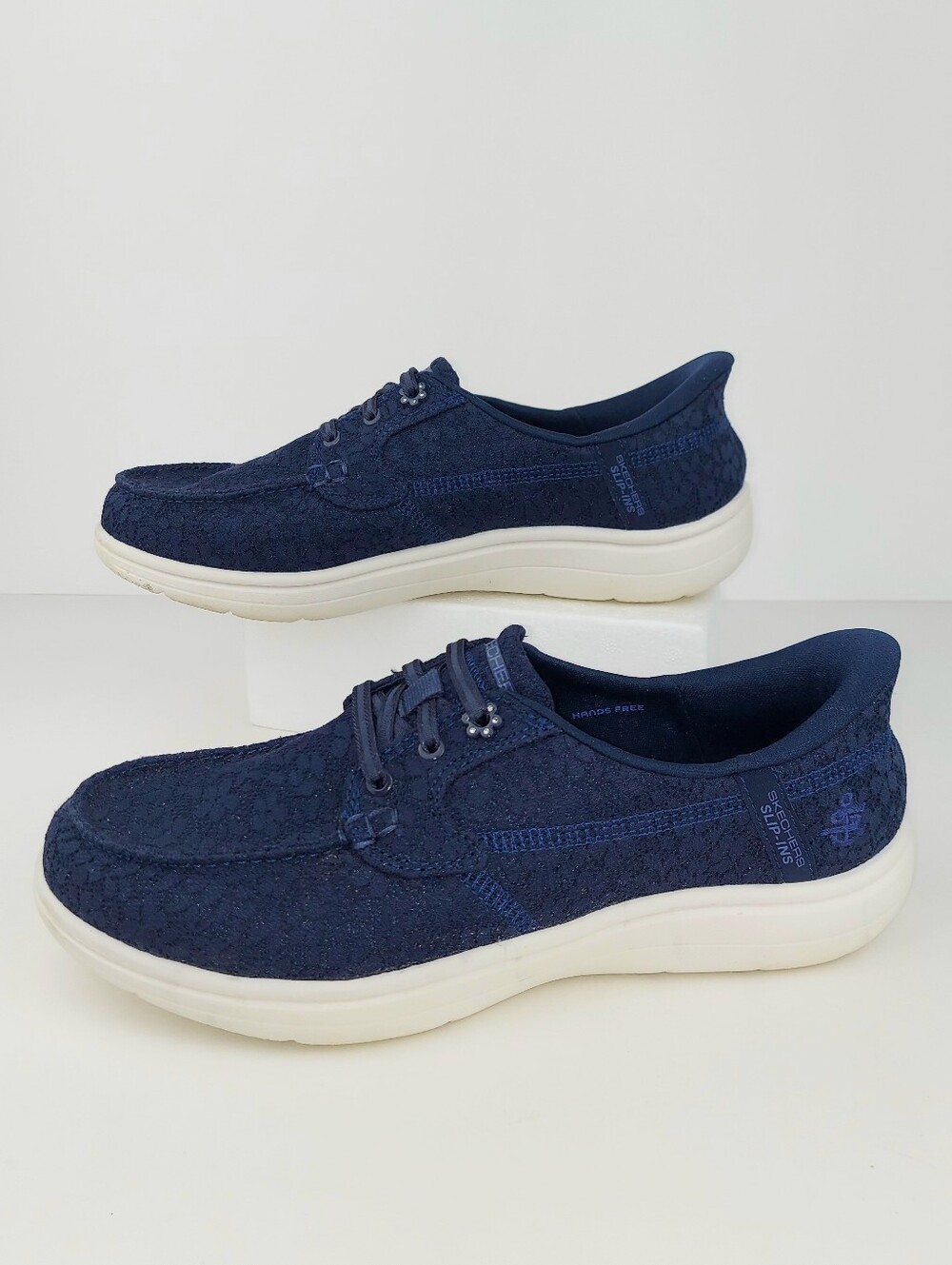 Skechers Slip-ins Hands Free Leilani Navy Lace Boat Shoe Sneakers 9 - Picture 10 of 14